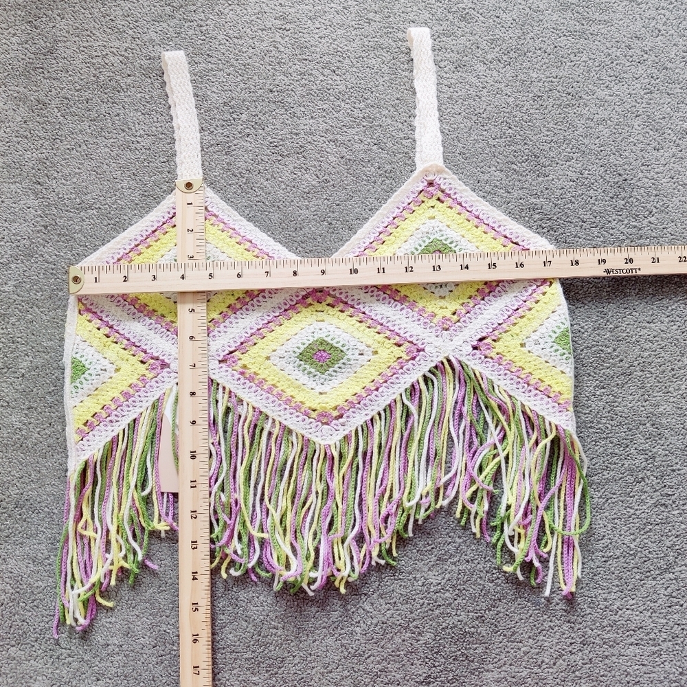 New In Women's Vibrant Crochet Fringe Crop Top Size Medium Large Resortwear NEW - Picture 2 of 5